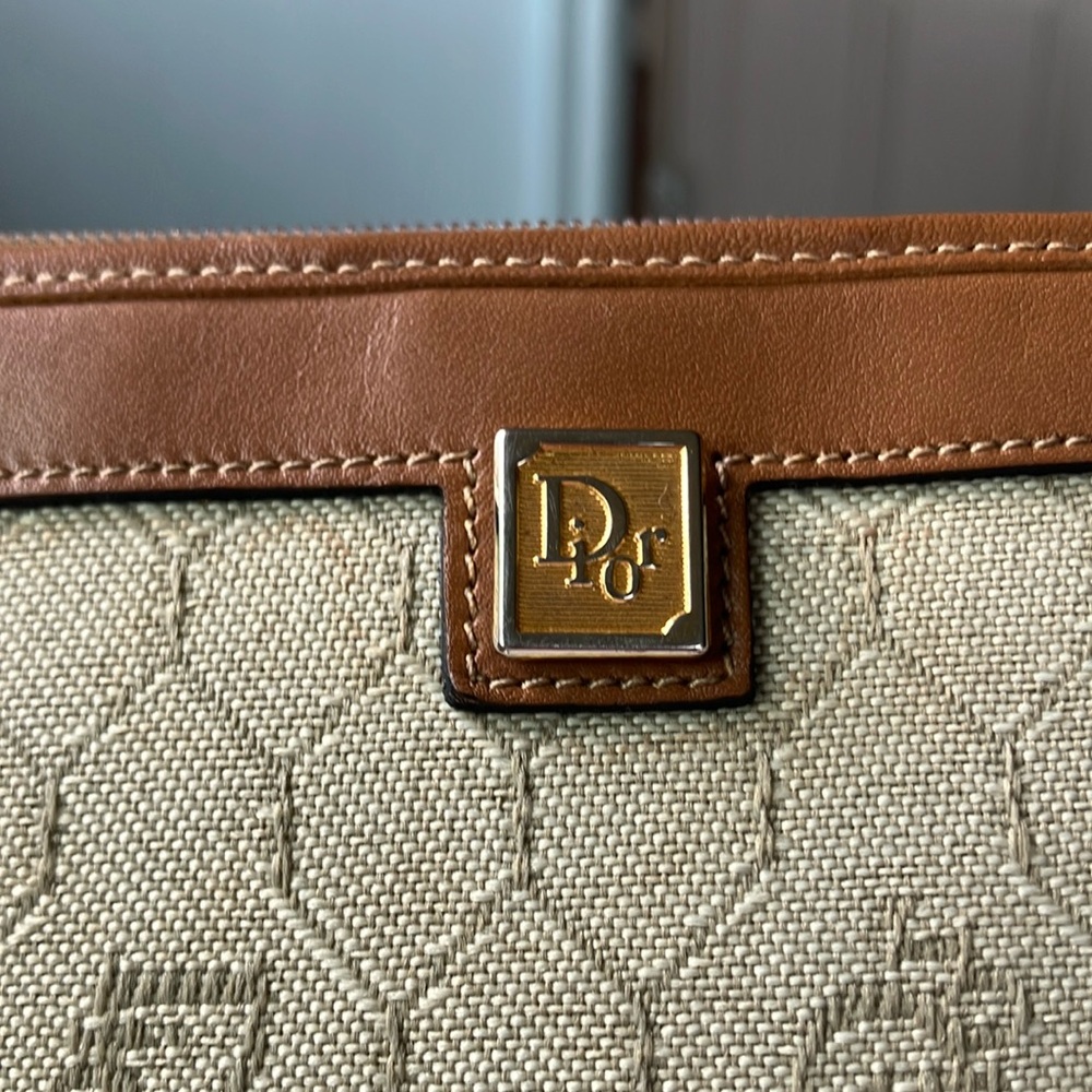 Vintage Dior honeycomb cosmetic case 😍